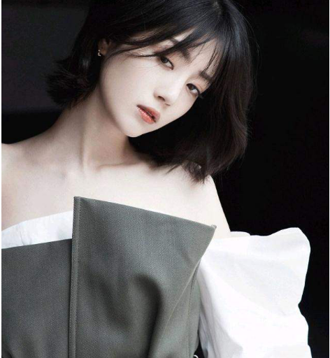 杨幂|她当红时选择和杨幂解约，以为自己知名度很高，却沦落到卖洗发水