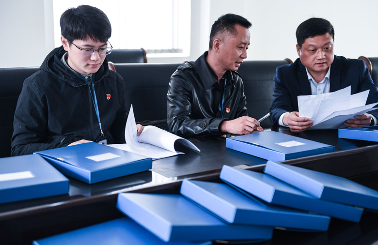 国企|知名国企“中储粮”开始招聘，六险两金食宿全管，专科生也能报考