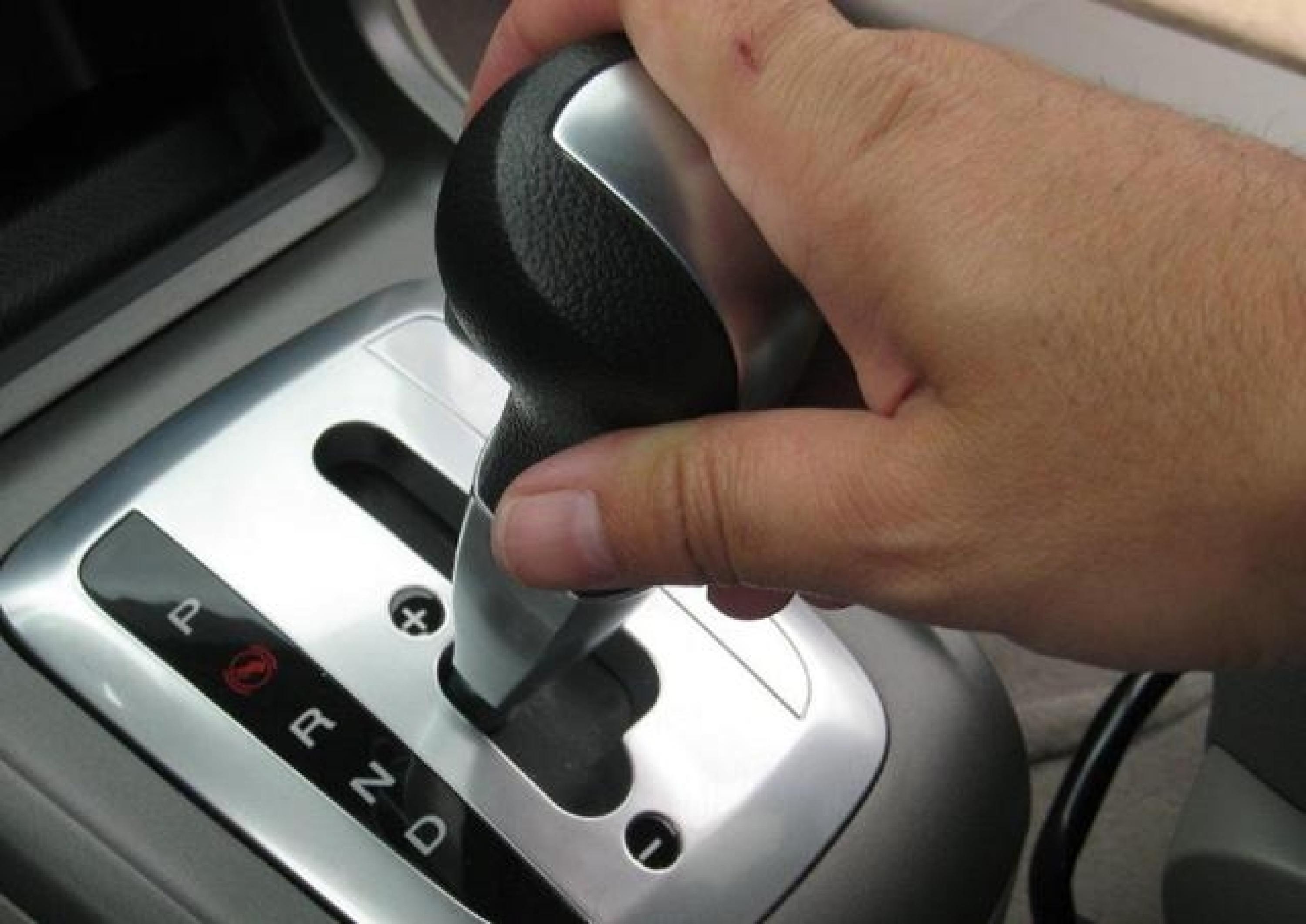 自动挡|自动挡车，在什么情况下需要用N挡呢？