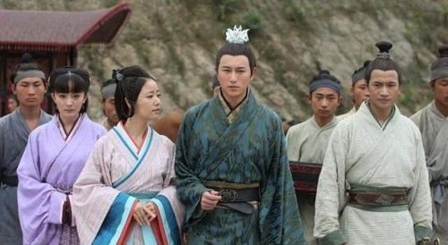 吴有情聊|汉文帝只带六人登基,连夜发了三道圣旨,堪称帝王心术的典范