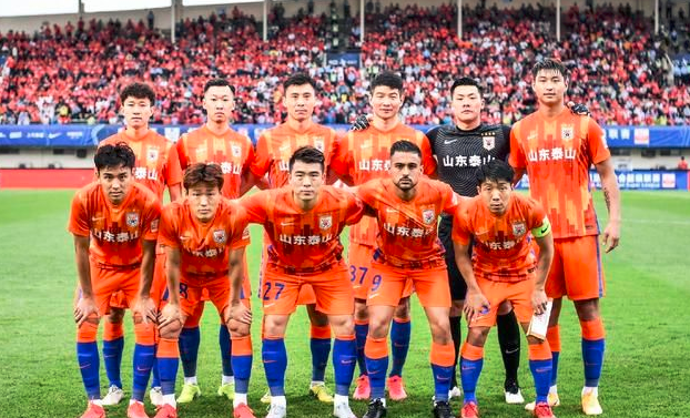 石柯|尴尬了：泰山新援表现令人堪忧，曾因在国足低级失误，遭里皮弃用