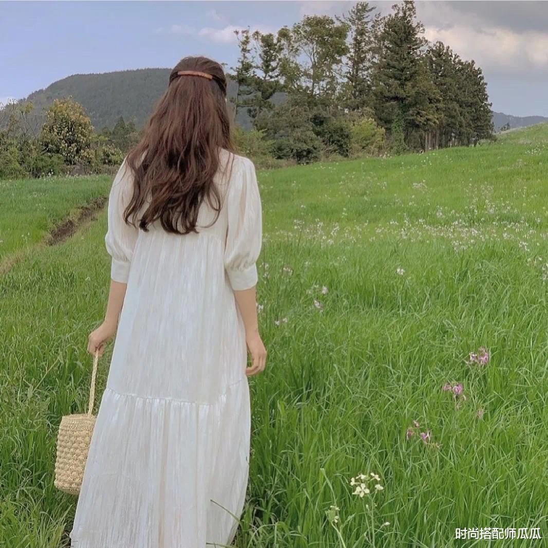 时尚搭配师瓜瓜|?真正见过世面的女人，穿裙子都离不开这5个颜色，美得高级有气质