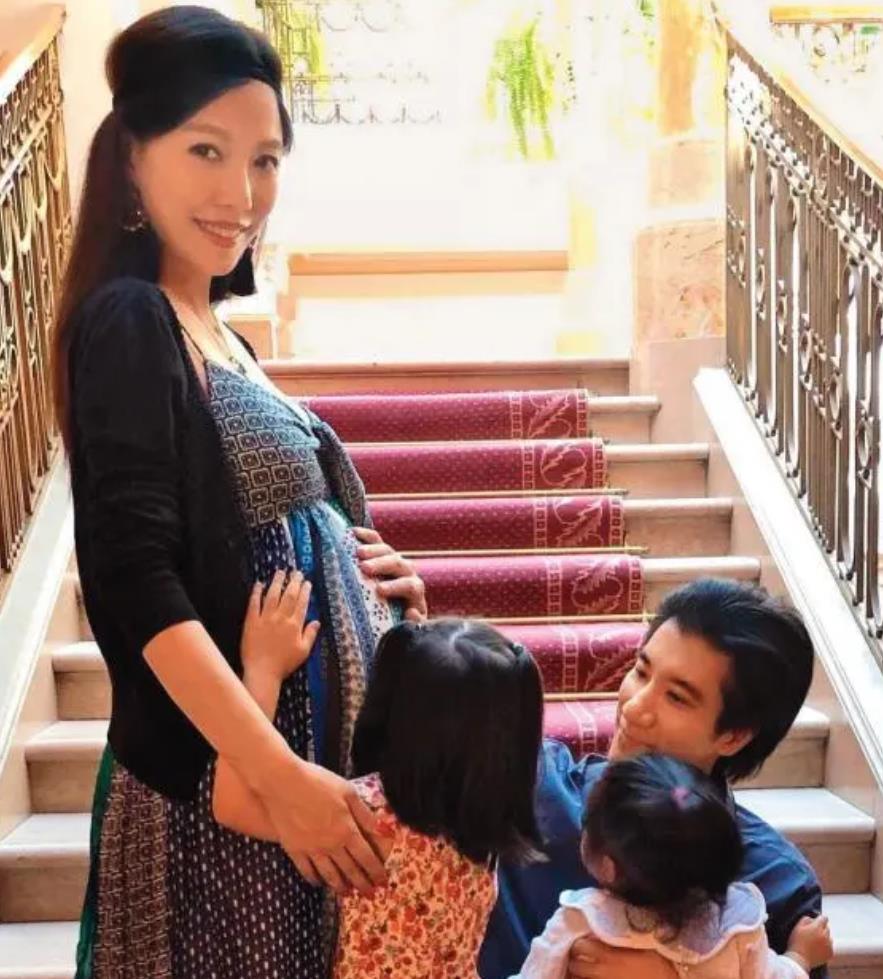 王力宏|王力宏事件再次出现反转，二人春节将再次碰撞，三个孩子究竟跟谁