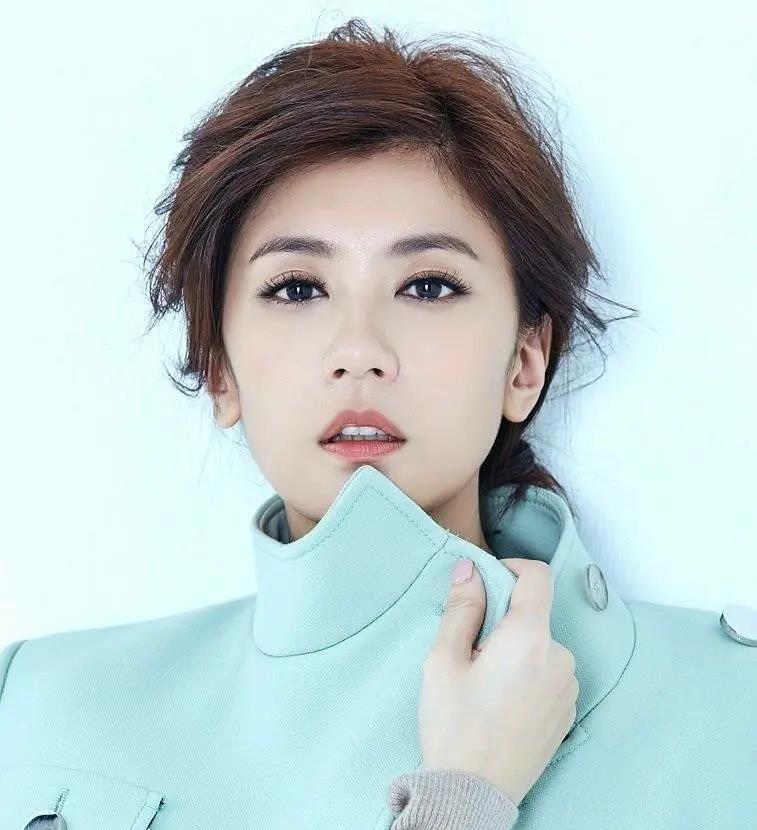 贾静雯|贾静雯:41岁二婚嫁小9岁小丈夫,如今婚姻状况如何?