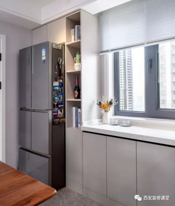 |冰箱旁边有缝隙？难道留着？