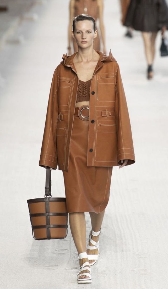 时尚风行派|秋冬十大色彩之下篇!告别沉闷单一色彩,get前沿色彩点亮时尚穿搭