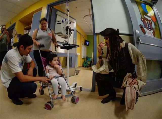 哑铃妈妈|这些“中国式礼貌”,正伤孩子于无形中,家长别再拿来炫耀了