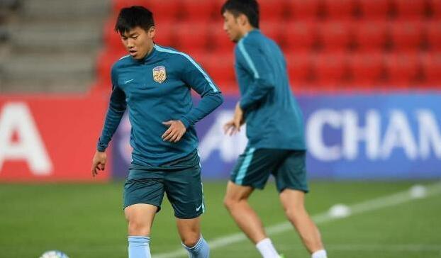 江苏队|唏嘘！又一江苏队球员宣布退役，年仅29岁身价曾达5千万