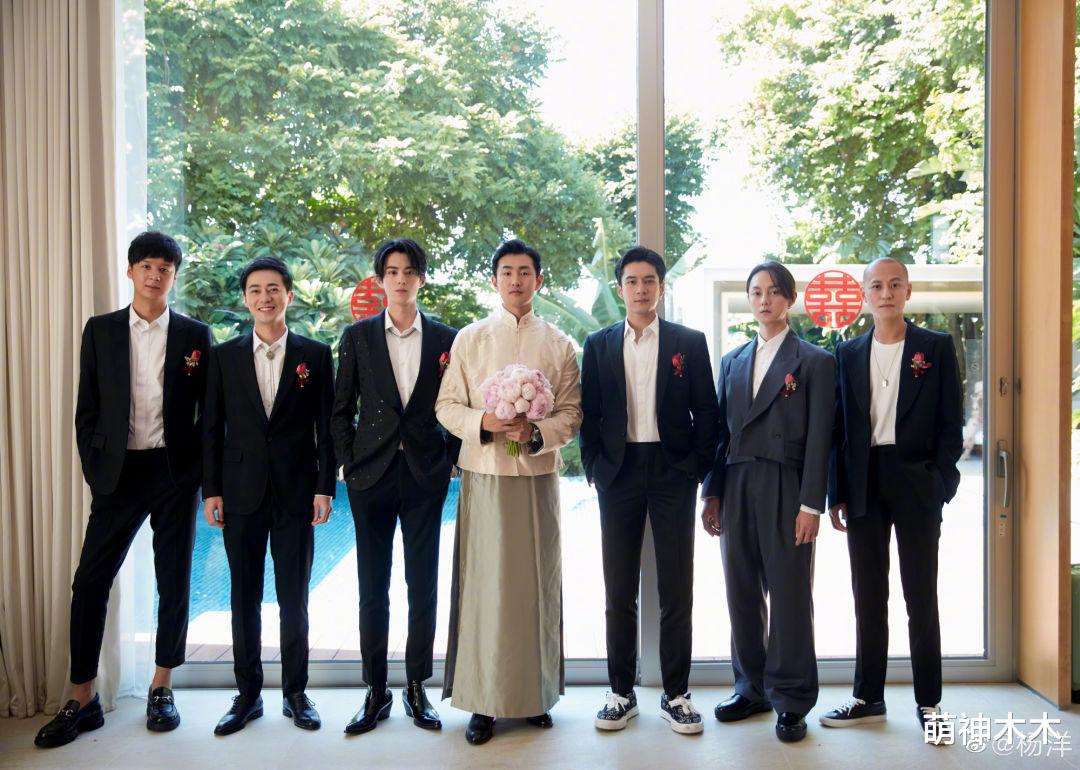 周星驰|2021年官宣结婚的明星：40岁艺人成结婚主力军，七对奉子成婚