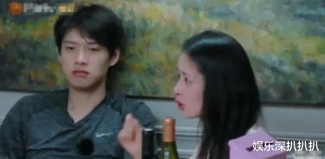 张小斐|因为绿茶行为错过爆红机会的女明星-胡辣汤、挤痘痘、捋剧本.....