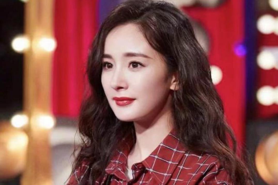 杨幂|杨幂:不会把偶像剧照搬到自己身上上热搜!网友:大幂幂人间清醒