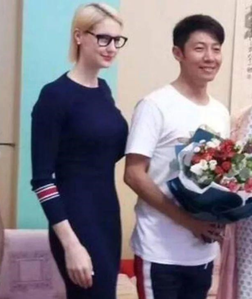 撒贝宁|撒贝宁的老婆有多厉害,她的职业全球只有6位,中国仅有一位!