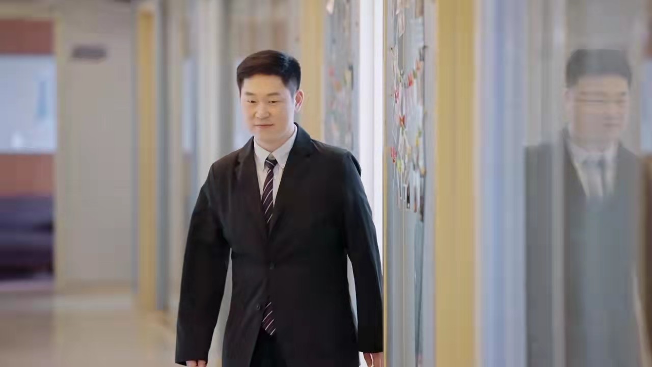 王岳伦|令人心动的offer: 王蕊感觉像是来玩的，冯琛会是那个黑马吗？