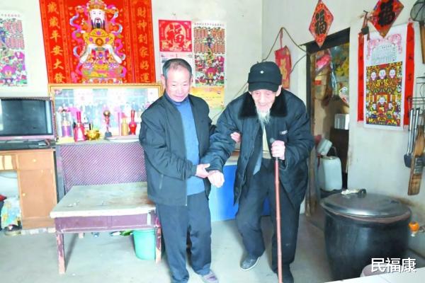 长寿|102岁长寿老人爱吃肥肉,爱抽烟,想长寿吃什么真的很重要吗?