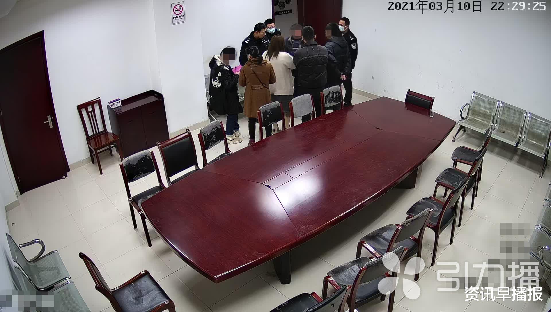 资讯早播报 常熟一大叔痴迷骗子“数字货币” 民警耐心劝解两小时终于打消