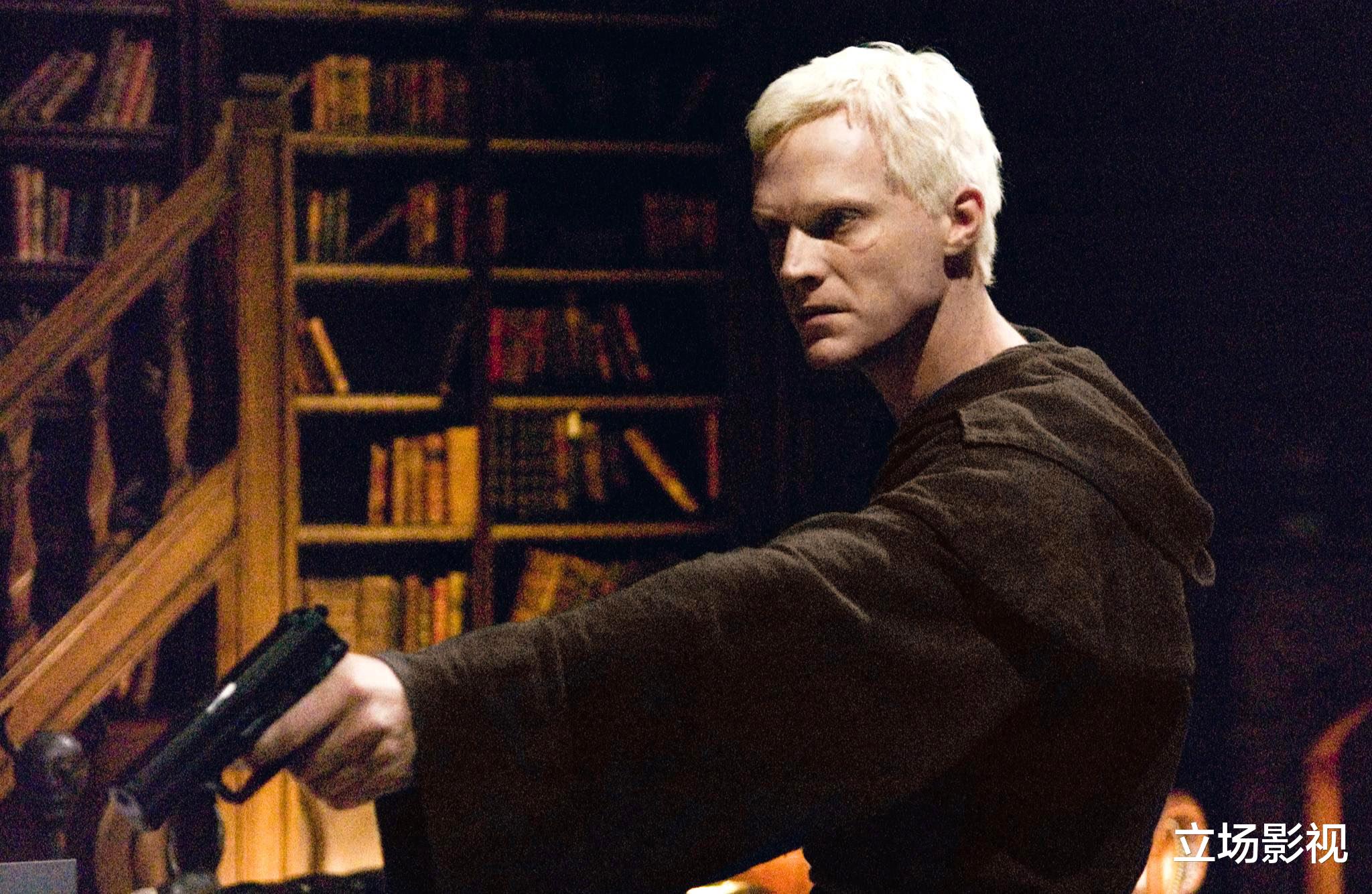 松田圣子|《古董局中局之国画密码》的开播，撕下了多少大IP最后的遮羞布？