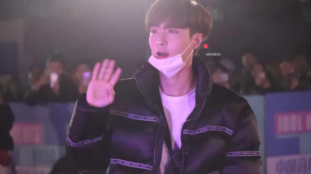 张艺兴|小八卦，范丞丞，马思纯，张艺兴，梁咏琪，INTO1