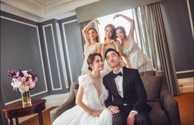 阿娇|阿娇离婚后胖出新高度，脖子几乎不见了，比同框的宁静大了一个码