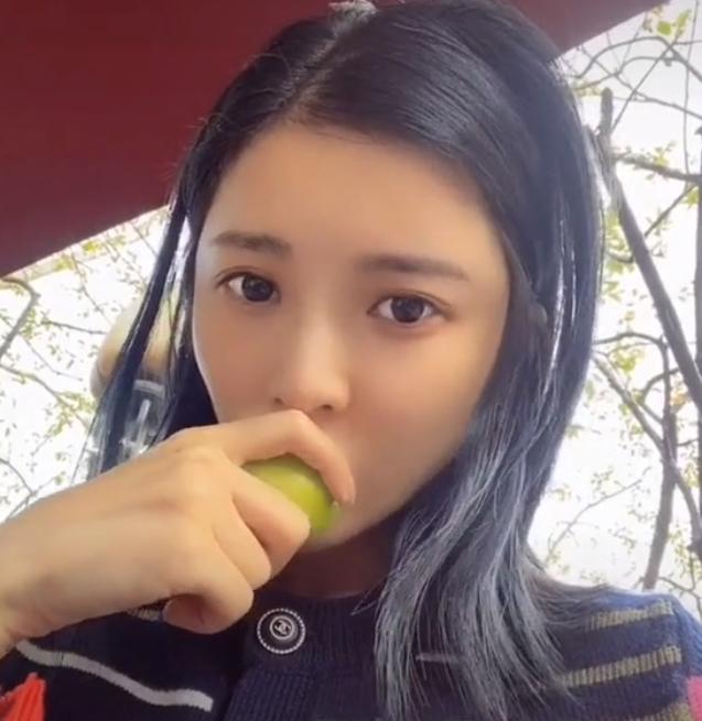 王灿|杜淳老婆孕前照片曝光，皮肤蜡黄无光泽，被疑与电视上差别过大？