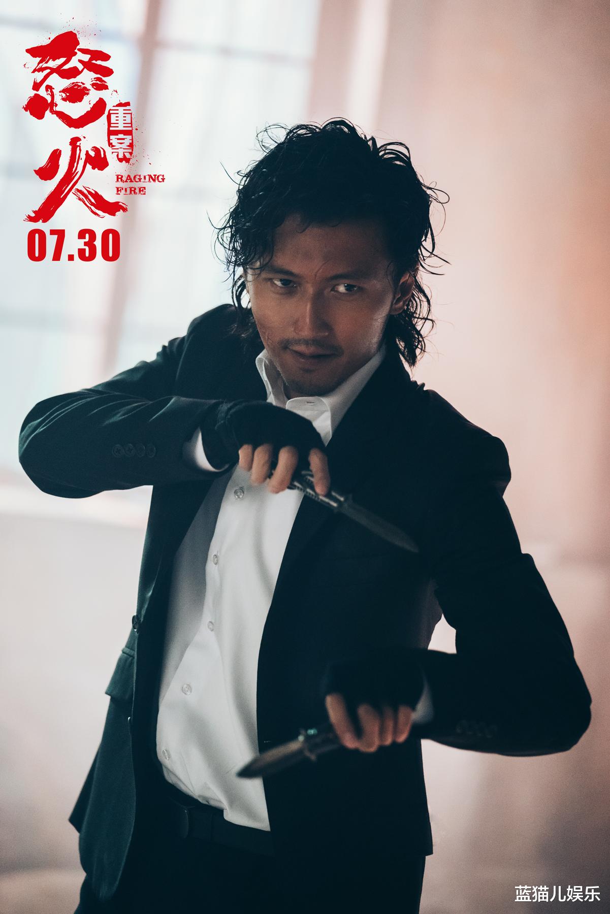 朱一龙|《怒火重案》票房破13亿，领跑港片的票房，或许与谢霆锋国籍有关