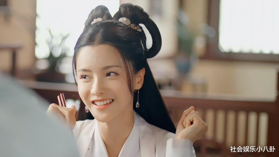 张芷溪|《皎若云间月》原著作者坦言:杨洋才是心中“容景”的人选