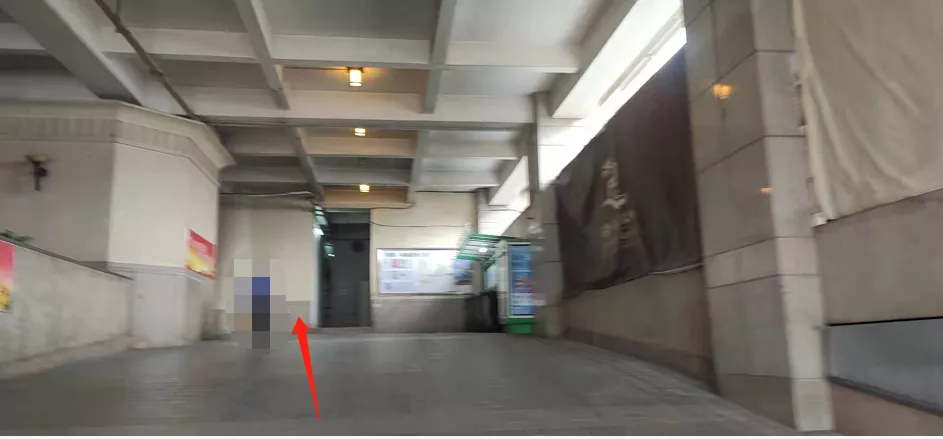 重庆|重庆朝天门房价破10万一平，周边豪宅却不涨反跌，炒房客血亏！