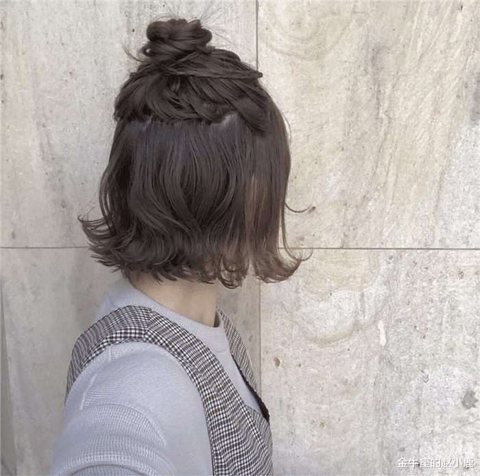 运动|2021年流行“短发扎一半”，减龄满分，承包春夏的美