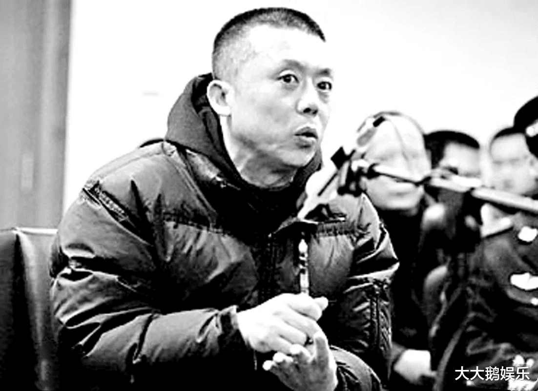 谢雨欣|可伶的雨欣：18岁生子，4登春晚，跟男友睡了4年却不知他真实姓名