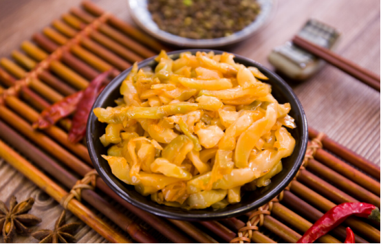 医生|38岁女子，甲状腺癌晚期，不久离世，医生咆哮：冰箱2物及时丢掉