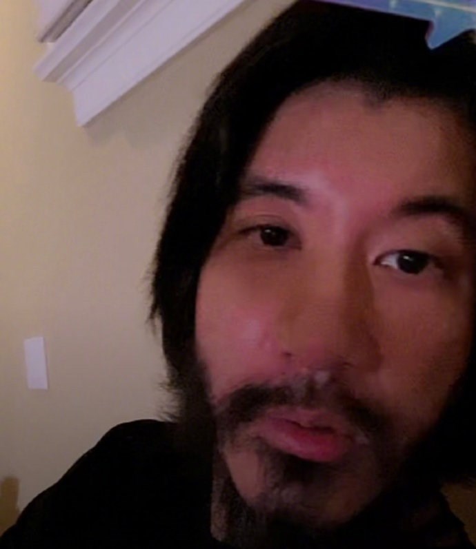 王力宏|在美国打完疫苗后，王力宏晒刮胡子前后对比照：45岁的他一秒变帅哥