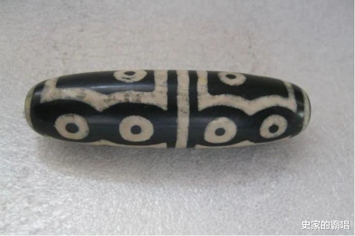 李连杰|世界上仅存两颗九眼天珠，李连杰花2000万求来一颗，现值多少钱？