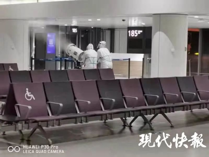 南京机场 一名南京禄口机场消杀人员的战疫：11天暴瘦十几斤