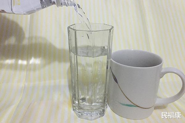 |常年只喝烧开的自来水,会伤身?关于饮用水,4大误区要了解清楚