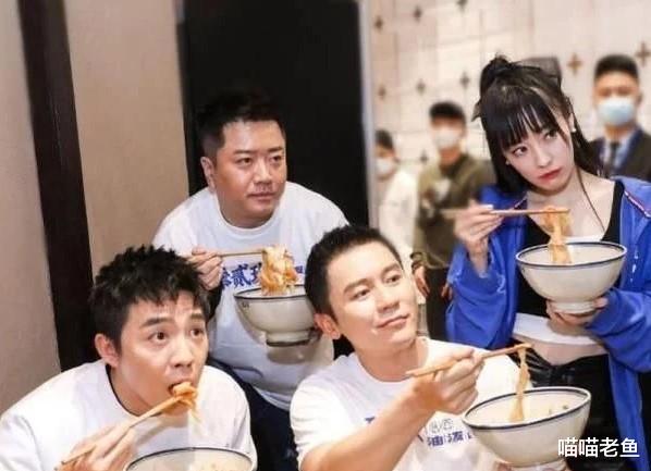 李晨|李晨为自家面馆操碎了心，请了大网红来助阵但收效甚微