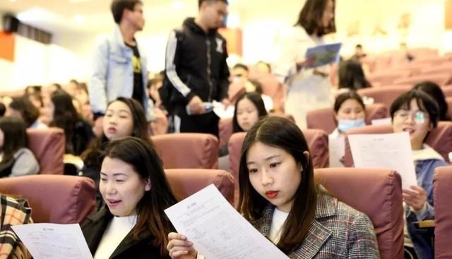 大学|为何企业更偏爱招应届生？名企HR给出4点理由，第2点往届生不具备