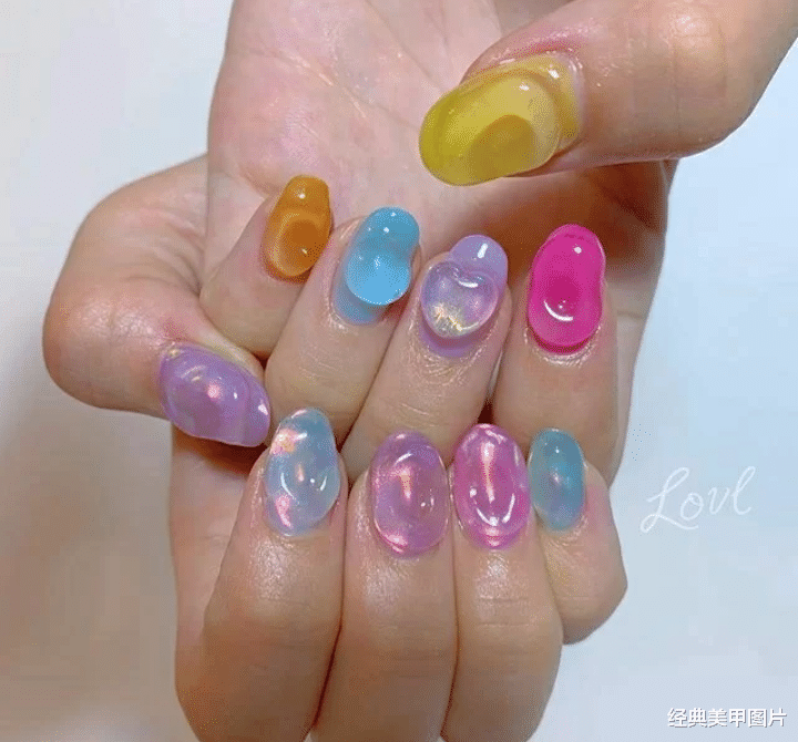 张根硕|温柔可爱的果冻感美甲，拿图去做！