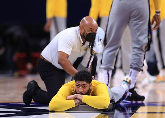 湖人队|再见了西部第一!再见了MVP!戴维斯,你这次真要让老詹失望了