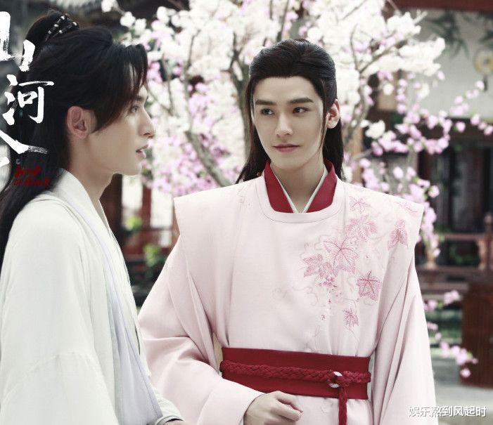 龚俊|龚俊被顶流对付？曝其有高端杂志封面待拍，热度令对方有危机感