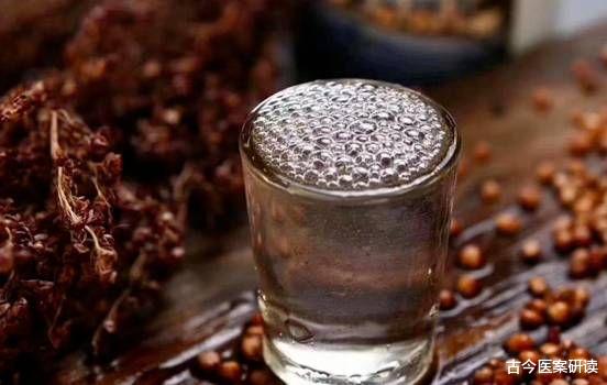 古今医案研读 吃一口等于喝3斤65度牛栏山,中医:若太贪吃,胃或会变成“豆腐渣”