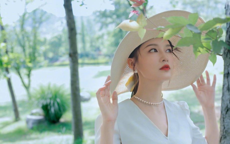 古力娜扎|虎扑女神新鲜出炉，李沁力压古力娜扎夺冠，她终于要火了?