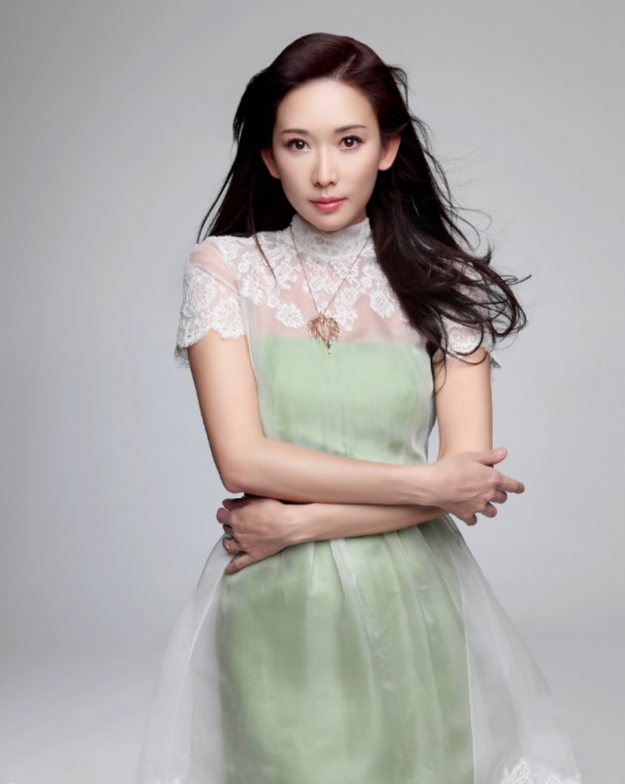 林志玲|结婚两周年林志玲近照曝光，看这怼脸状态，你们信她有46岁吗？