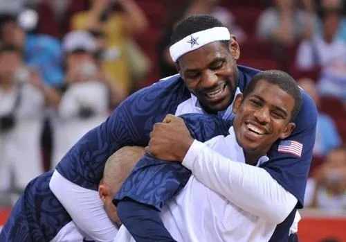 湖人队|28投4中！湖人这都能赢！牛逼啊格林，逼得老詹超远三分压哨绝杀勇士