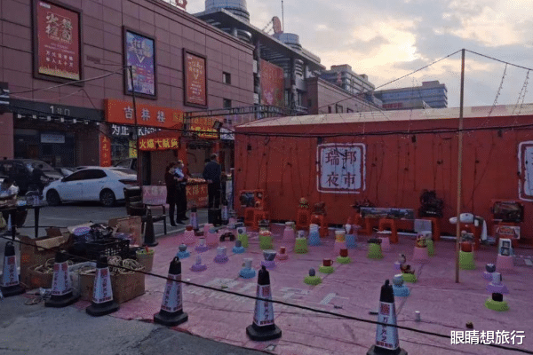 电子商务 长春又一商场在无奈中“凉凉”，或受电商“打压”，今难以为继