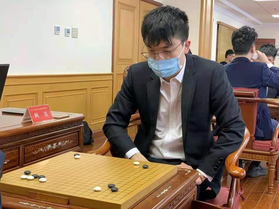 申真谞|某平台评年度十大棋手柯洁第一申真谞第四 网友：看呆了