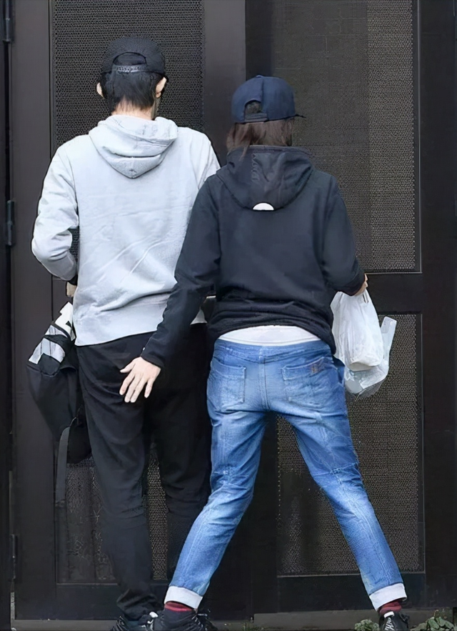 柏原崇|让柏原崇爱了这么多年的女人，居然是整出来的？