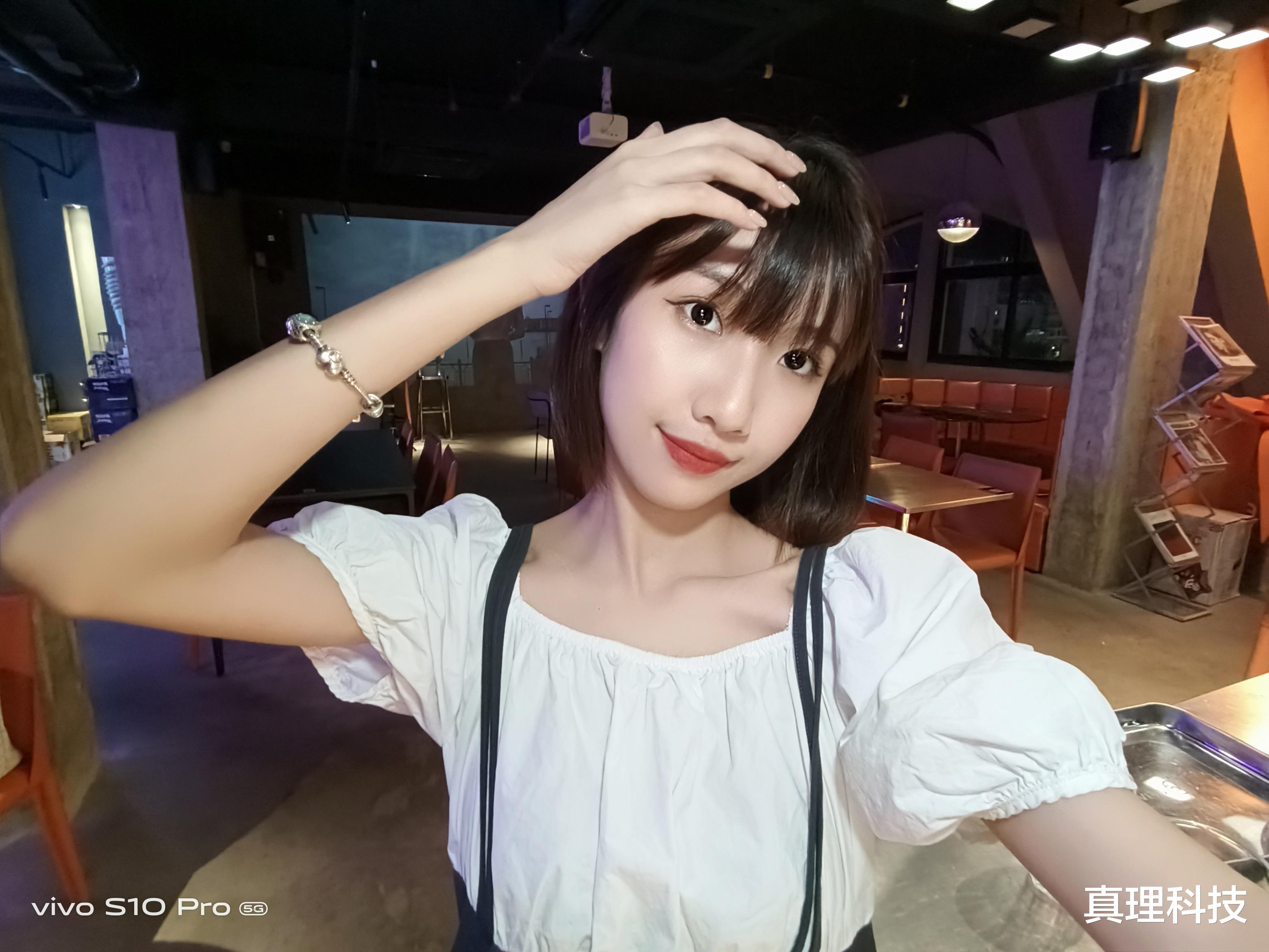 学会这些技巧,国庆旅游你也可以拍出不一样的人像