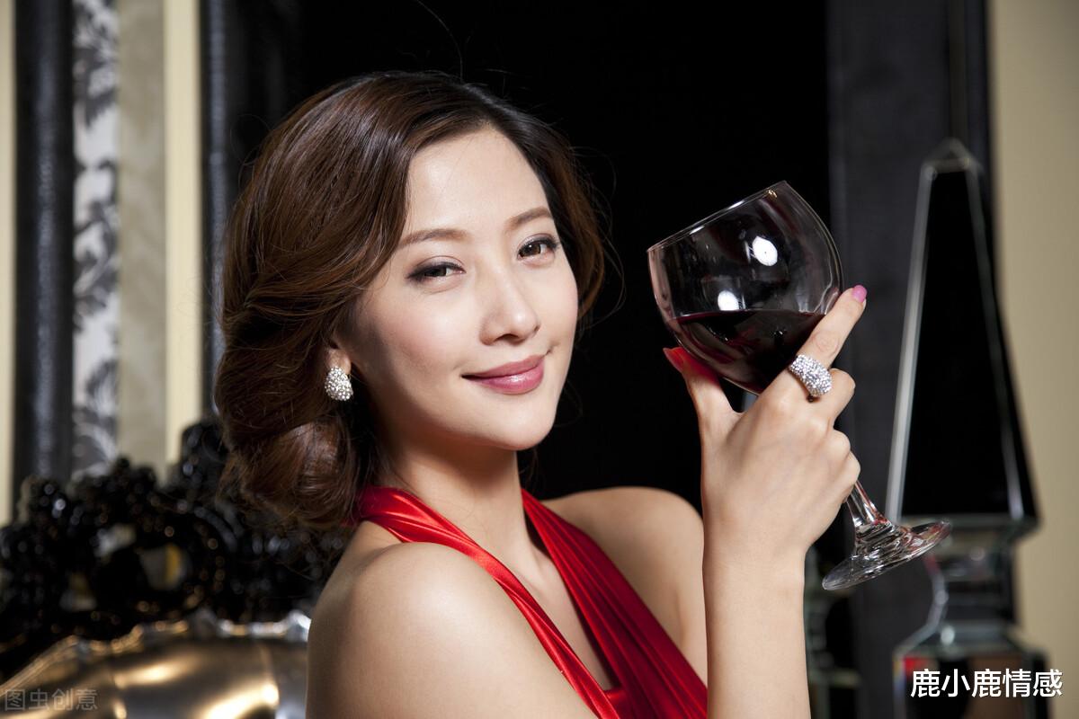 鹿小鹿情感|动情后的中年女人，哪些要求绝不会拒绝男人？