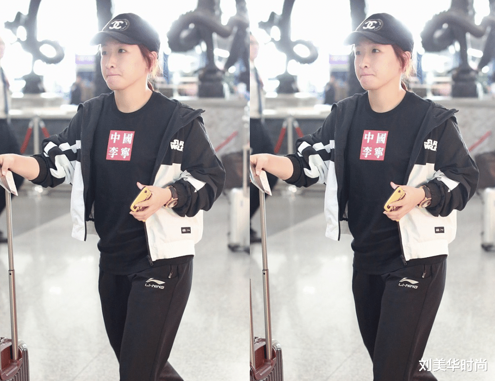穿衣搭配|没得金牌的刘诗雯脱下队服也可爱，休闲造型太舒适，低马尾显元气