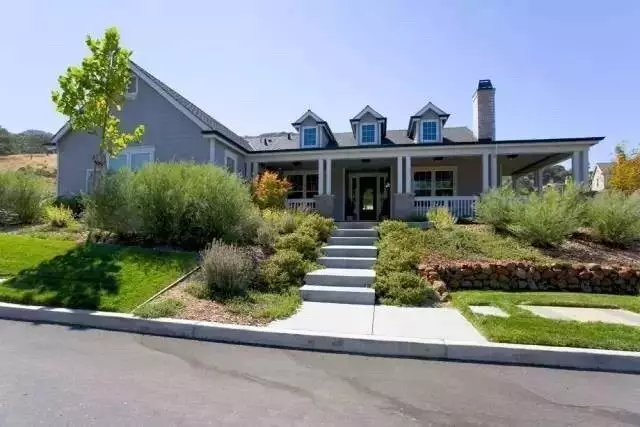 别墅与草坪，美翻了~