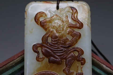 文玩|和田玉籽料“枣红皮 独占鳌头”文玩牌